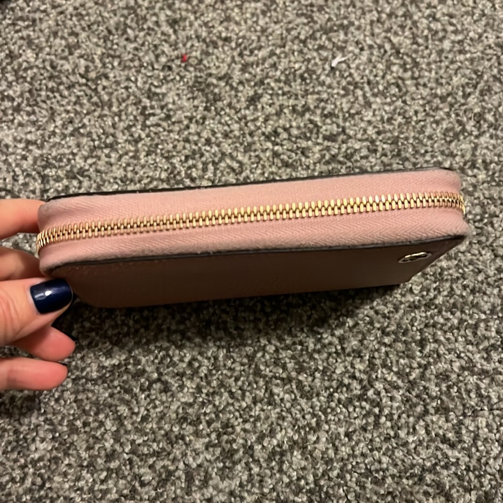 Gucci Leather Wallet - Picture 10 of 10